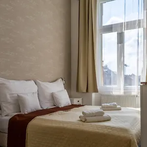 Glam Downtown Apartament